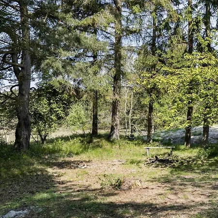 1555-aakirkeby-aedjavejen-14 Vester Somarken