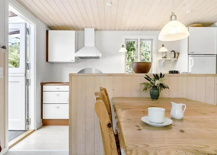 別荘 1555-aakirkeby-aedjavejen-14 Vester Sømarken