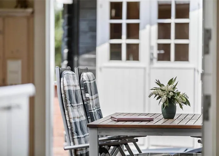 1555-aakirkeby-aedjavejen-14 別荘 Vester Sømarken